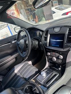 کرایسلەر 300